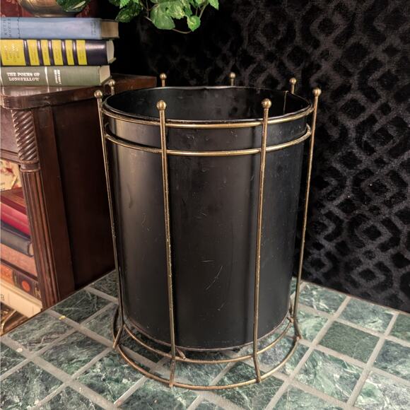Vintage Mid Century MCM Atomic Style Gold & Black Metal Waste Basket Trash Can - Picture 1 of 8